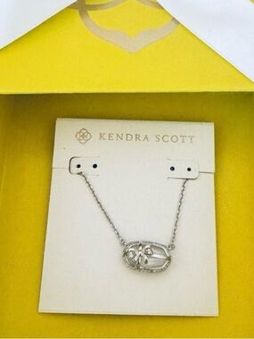 Kendra Scott Silver Oval Bow Pendant Necklace